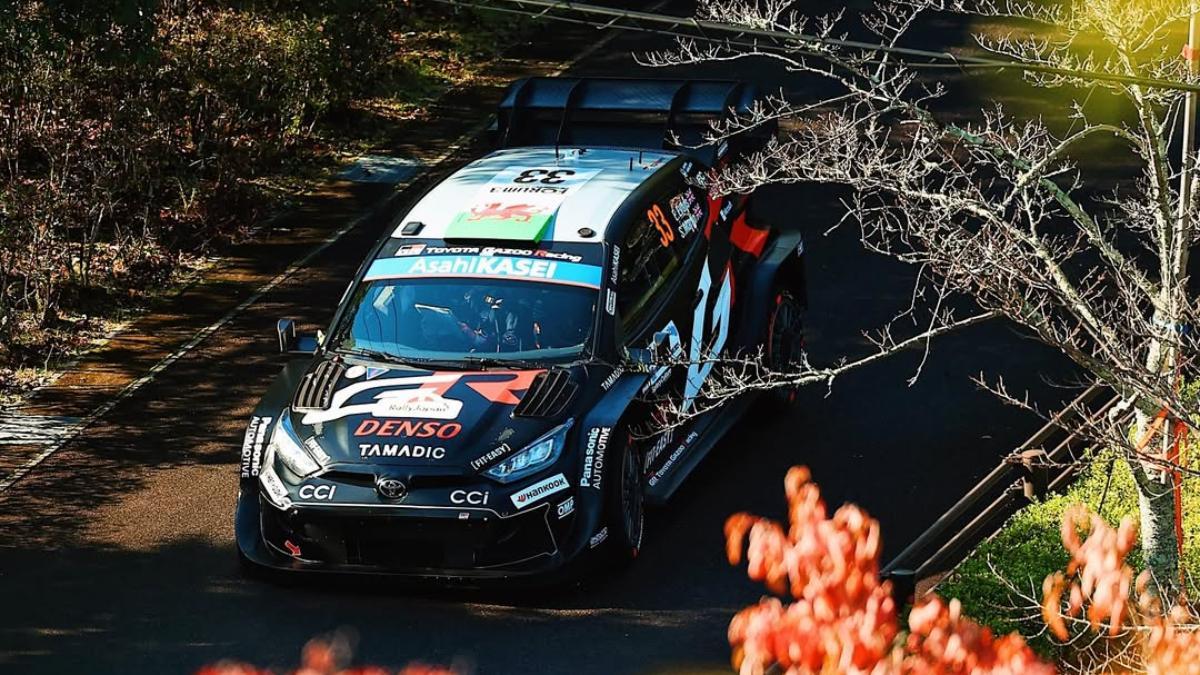 Elfyn Evans durante el Rally de Japón