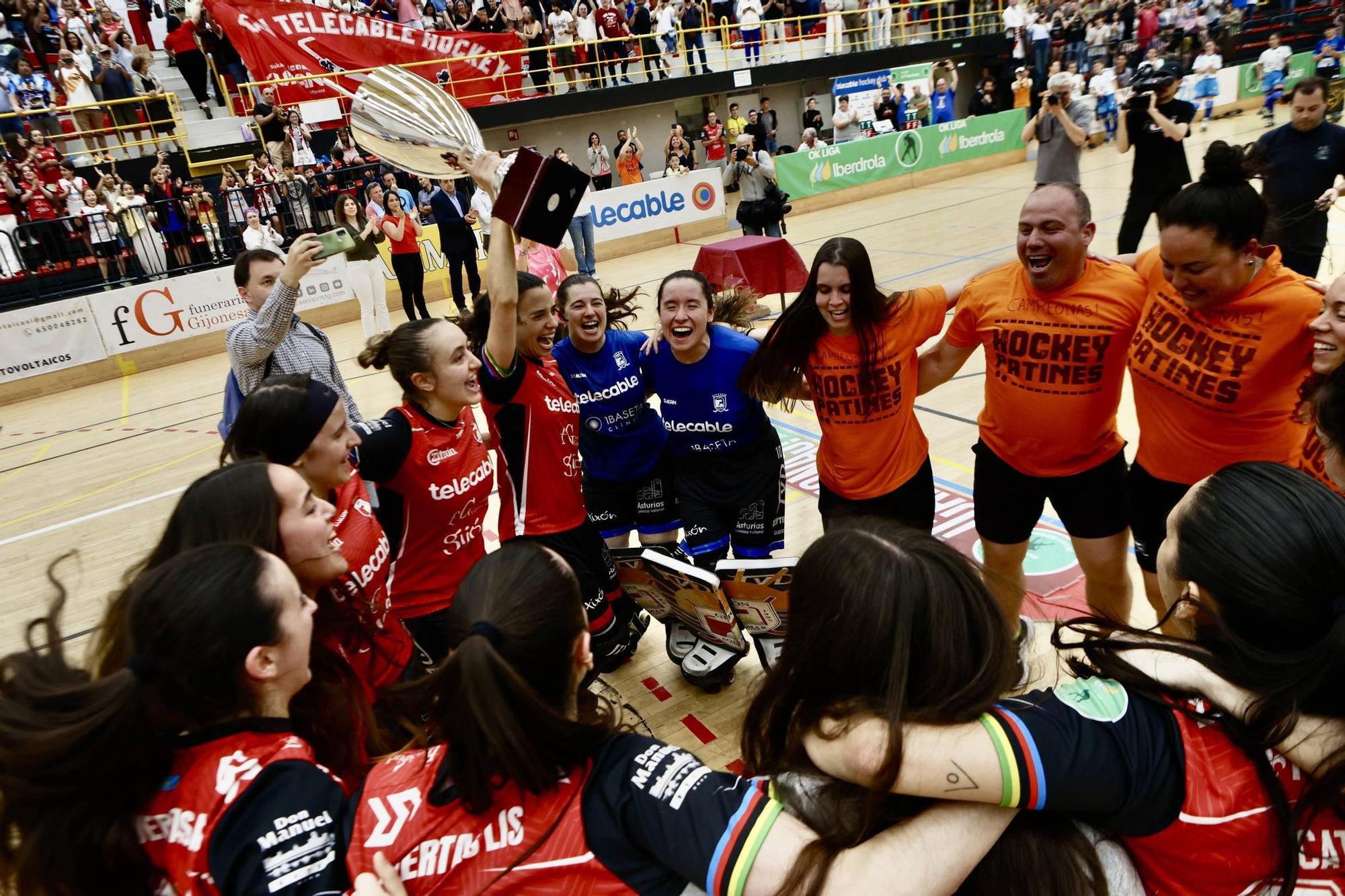 Triunfo, aplausos y lágrimas en el final liguero del Telecable (en imágenes)