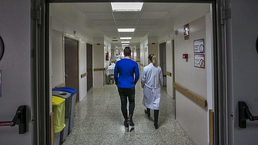 Fuga de médicos en la Región con más de cien salidas en el último año