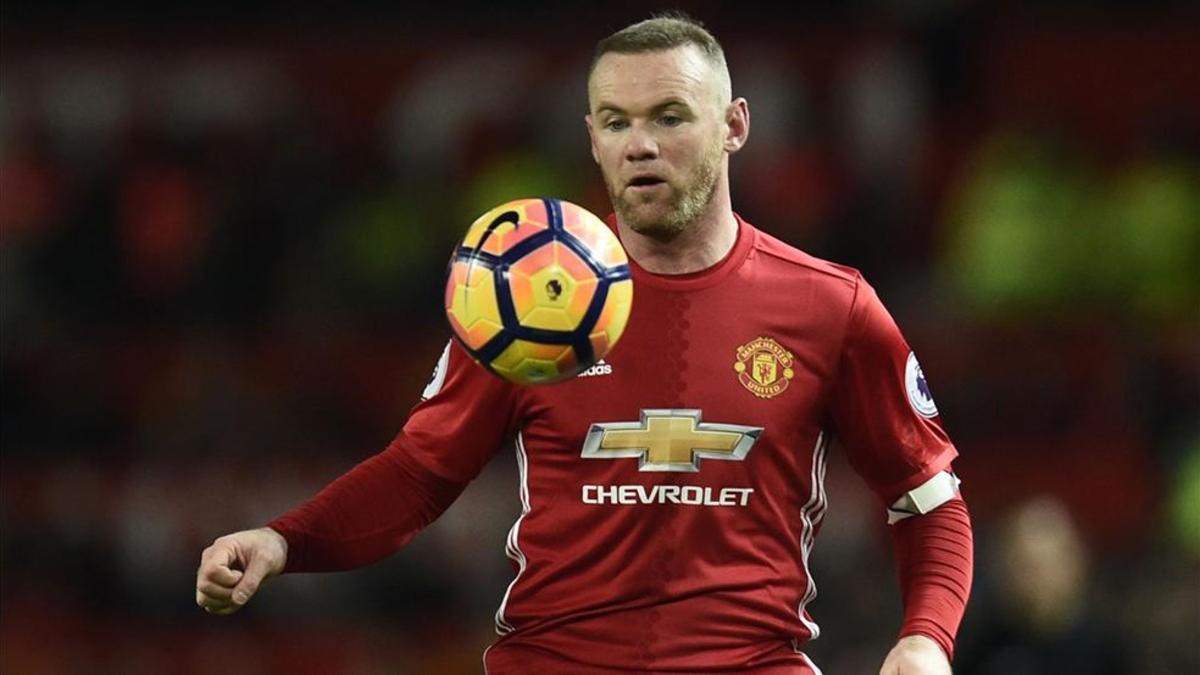 Rooney podría aceptar una suculenta oferta del fútbol chino