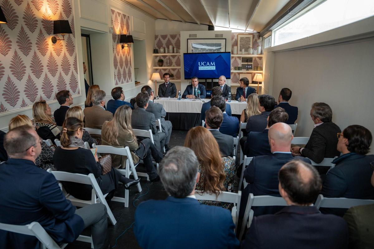 Instante de la presentación de UCAM University Fund celebrada en 2024 en Madrid.