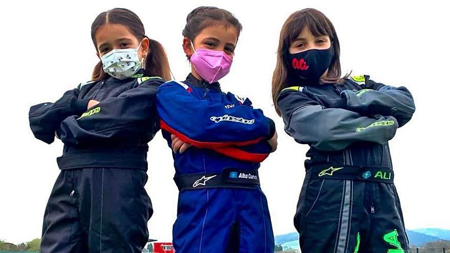 El Langreo Motor Club saca un equipo femenino de karting