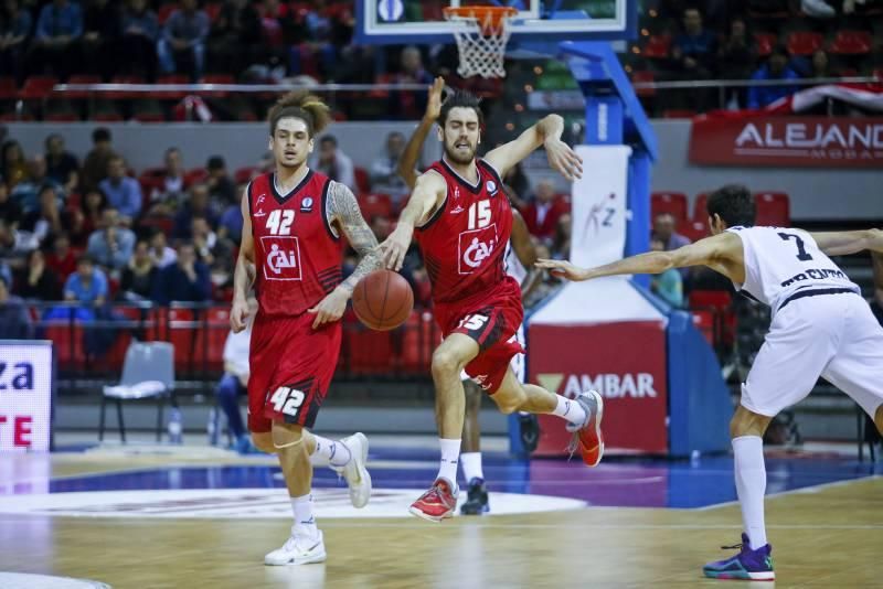 Las mejores imágenes del triunfo del CAI Zaragoza sobre el Trento (85-83)