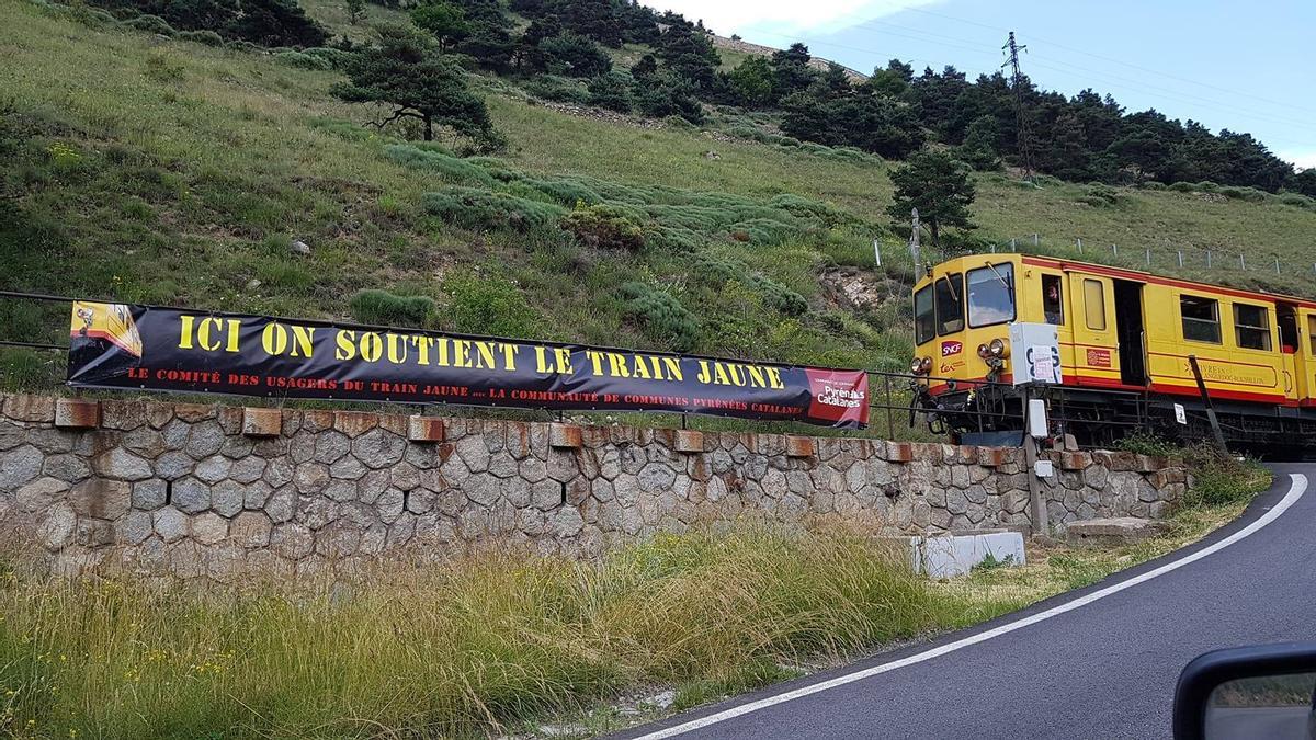 Una mobilització en favor del Tren Groc