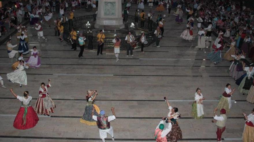 «Dansà» durante la histórica «Festa de la Font» de Alfafar.