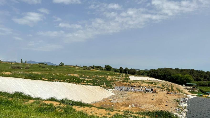 Congelen la taxa d’entrada a l’abocador als municipis del Pla de l&#039;Estany