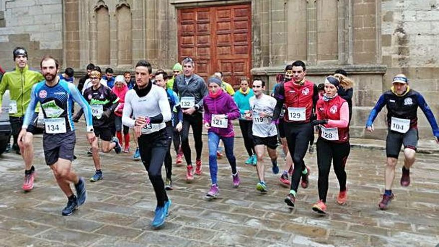 Sortida d&#039;una de les curses de Tocats per la campana a Calaf