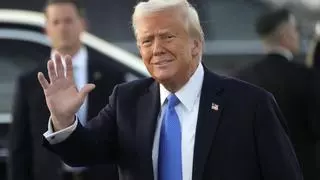 Trump acoge a afrikáners como refugiados en EEUU alegando "racismo contra blancos"
