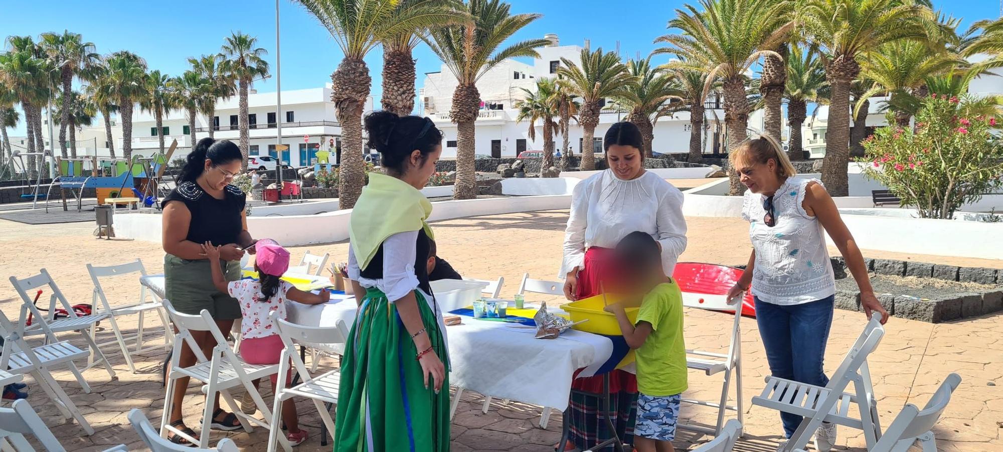 Arrecife se vuelca con los actos del Día de Canarias