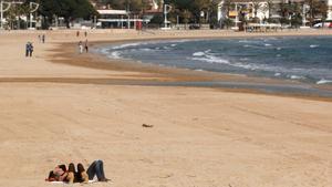 Una playa en Cambrils.