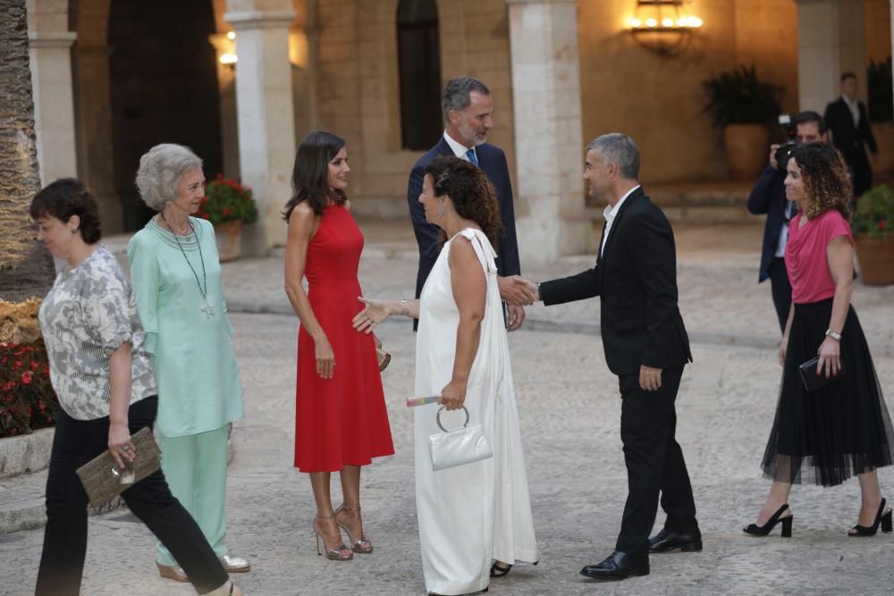 Aires nuevos y juventud  en la recepción de los Reyes