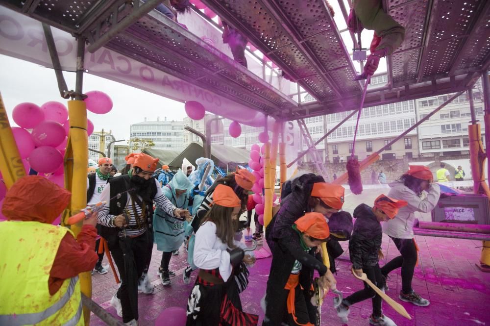 Más de 9.000 personas participan en la sexta Carrera ENKI en A Coruña.