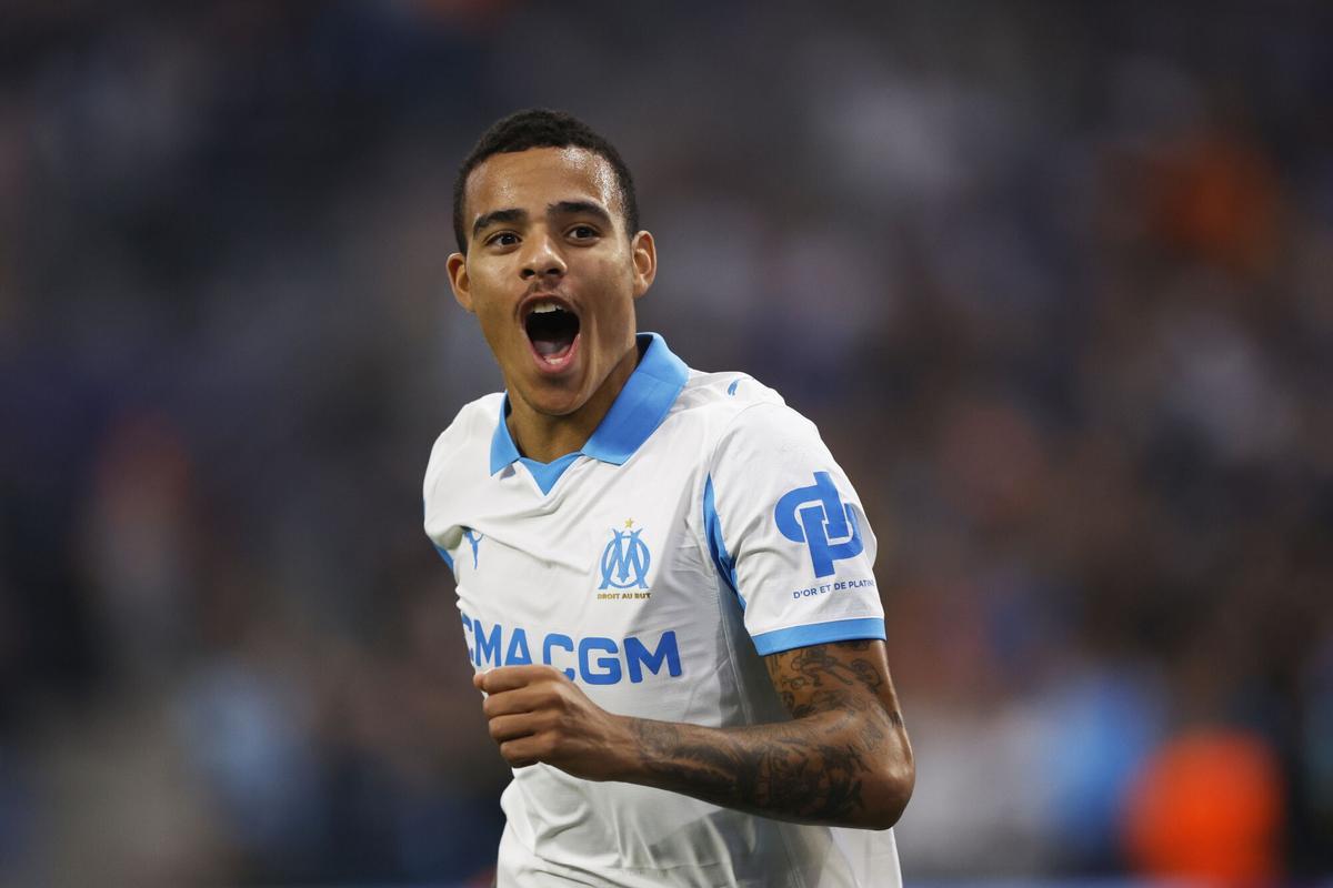 Marseille (France), 30/09/2025.- Mason Greenwood of Marseille celebrates scoring the 3-0 goal during the UEFA Champions League league phase soccer match between Olympique Marseille and Ajax Amsterdam in Marseille, France, 30 September 2025. (Liga de Campeones, Francia, Marsella) EFE/EPA/Guillaume Horcajuelo. olympique marsella . ajax. liga campeones 2025/2026 olympique marsella . ajax. 02. accion. orange velodrome