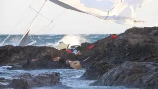 Moren dos homes després d'enfonsar-se el veler on viatjaven al Port de la Selva