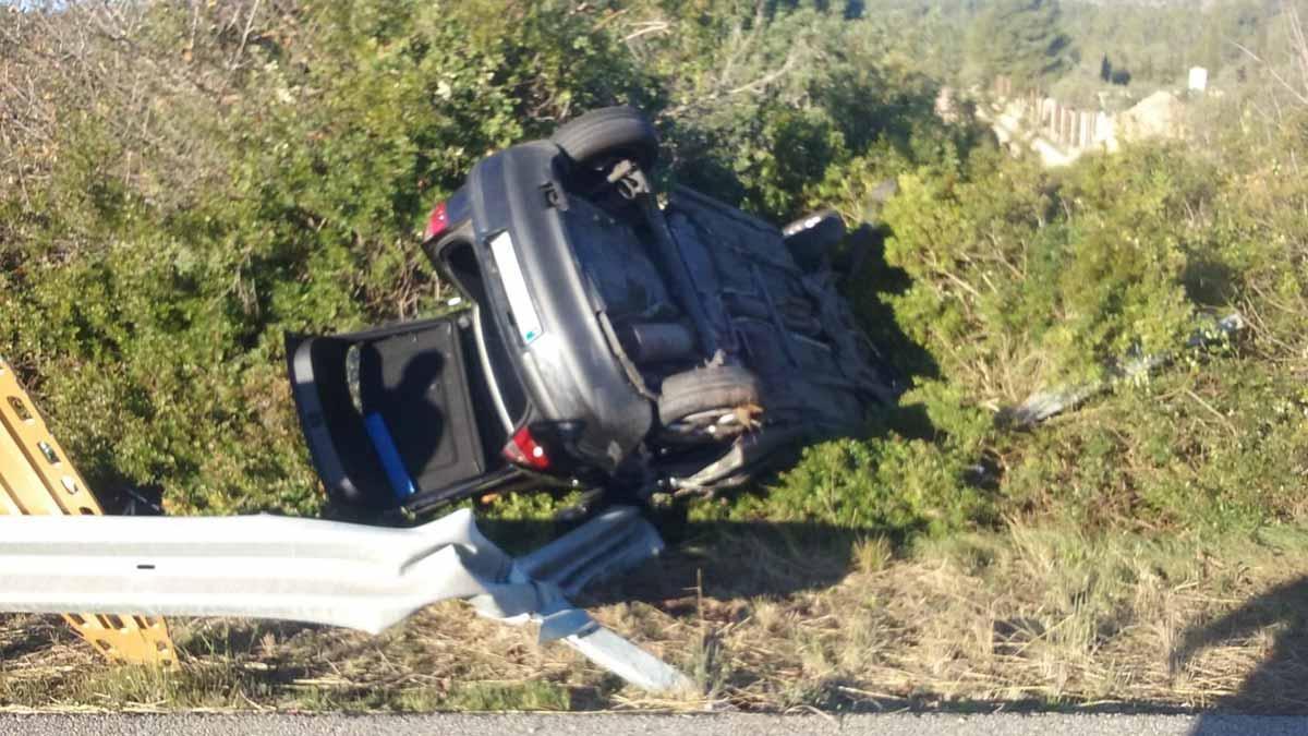 Un muerto en un accidente en la AP-7, en El Vendrell