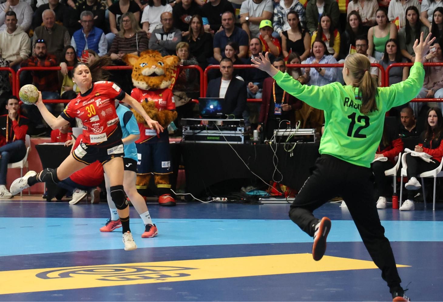 Festín de balonmano en O Porriño