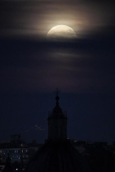 SUPERLUNA EN ROMA