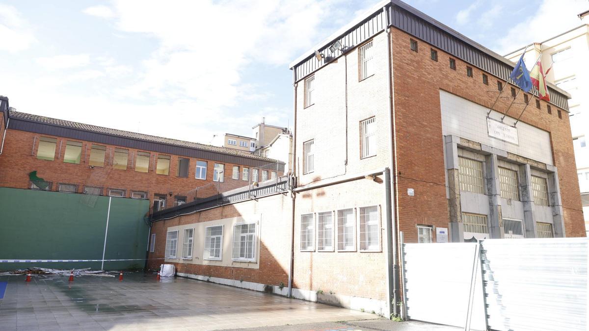 Patio del colegio Los Campos.