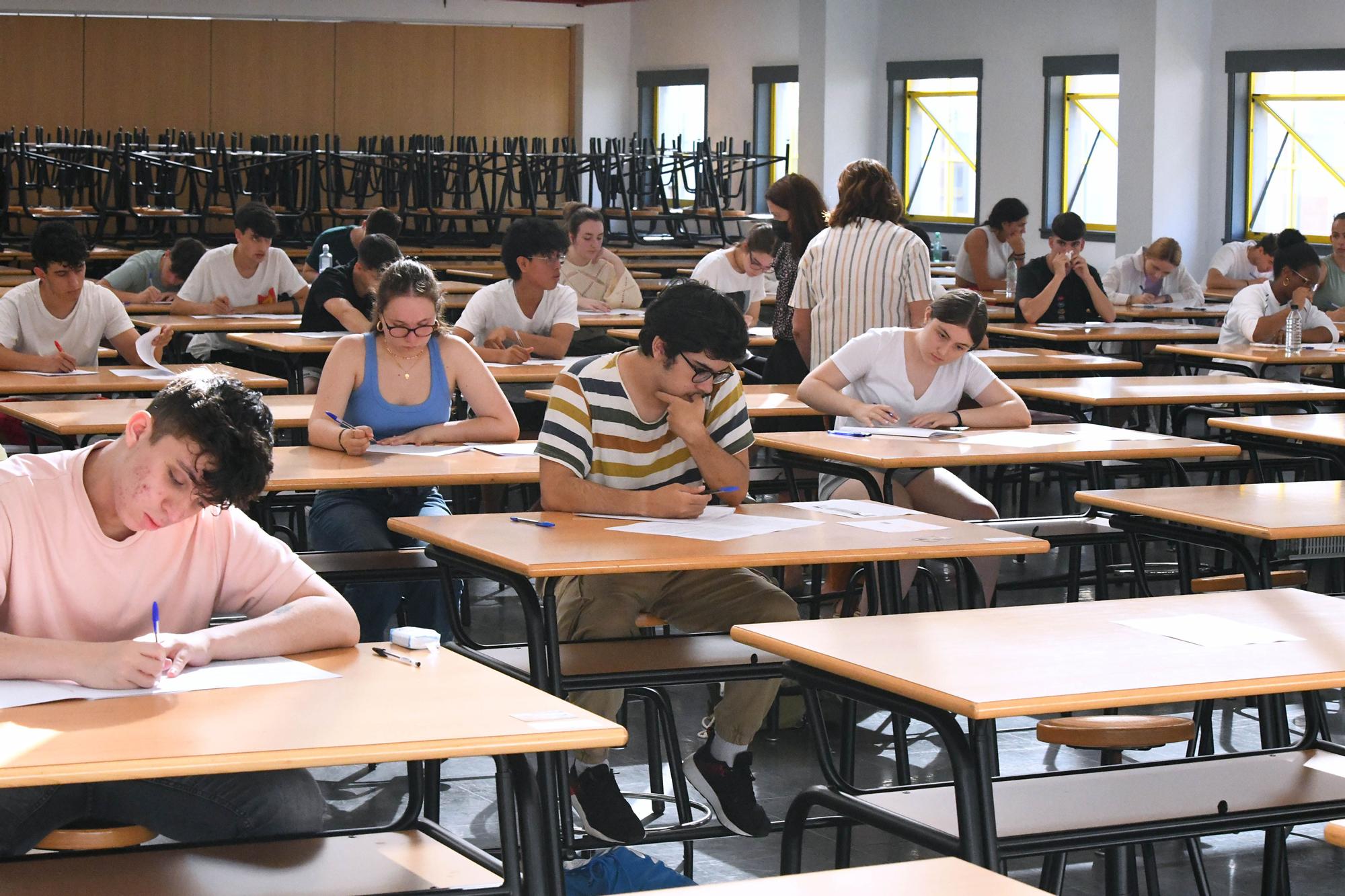 Casi 500 estudiantes inician en A Coruña la ABAU extraordinaria