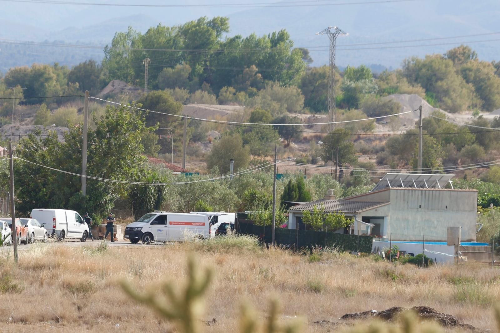 Un hombre se suicida tras matar a tiros a su mujer y a su hijastro en Benaguasil