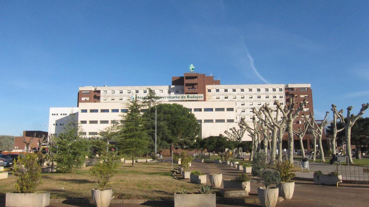 El herido ha sido evacuado al hospital de Badajoz.