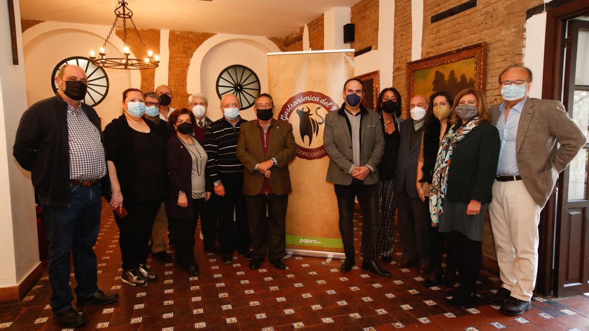 Miembros de la cofradía, que se han reunido este sábado en asamblea.