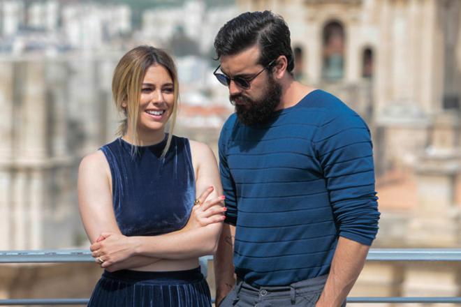 Blanca Suárez y Mario Casas en la promoción de 'El Bar'