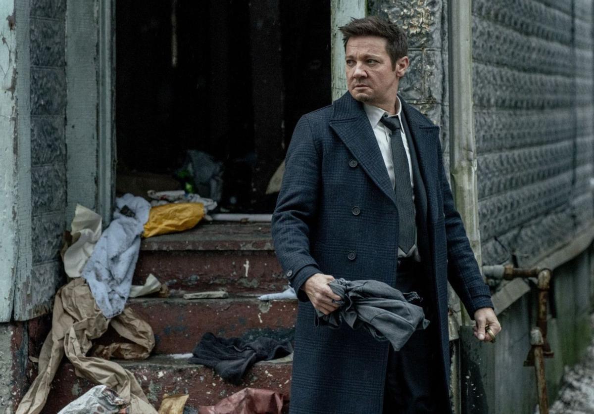 Jeremy Renner torna a la feinai la vida