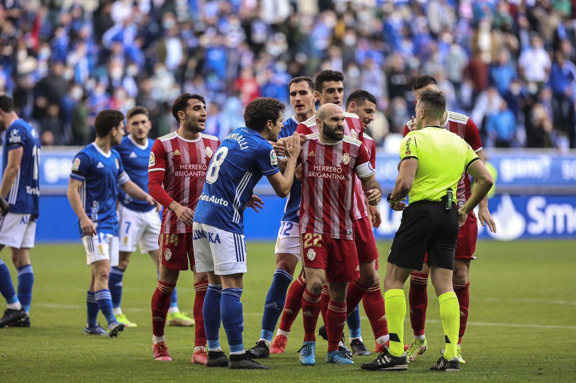 Las mejores imágenes de la victoria del Real Oviedo ante la Ponferradina (2-0)