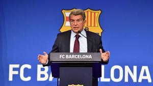 «Entre el CEO i Florentino convencen Laporta de no firmar per CVC i fer fora Messi»