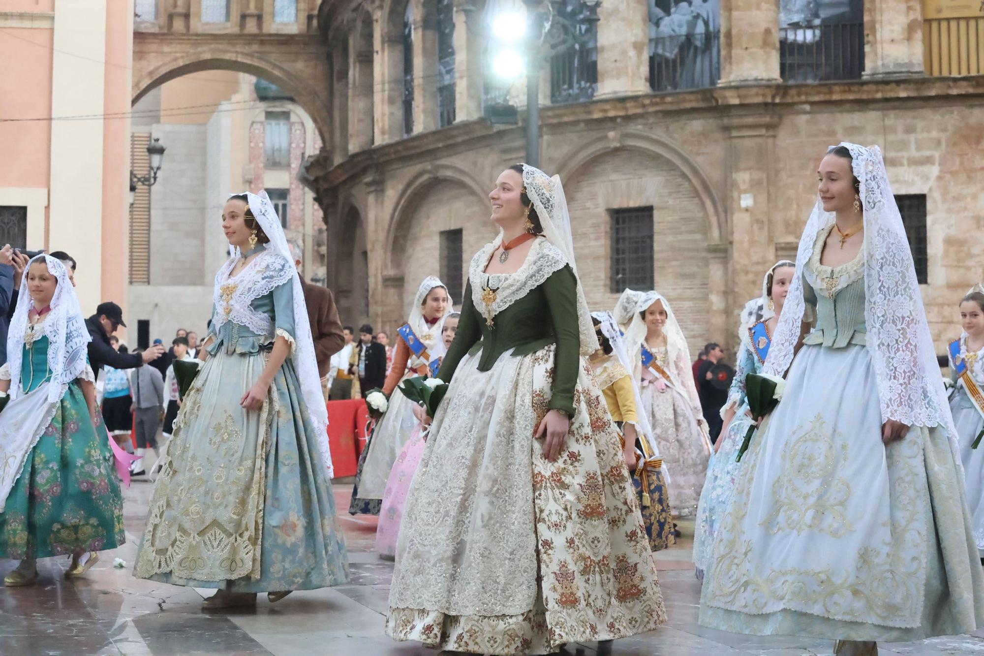 Búscate en el segundo día de la Ofrenda en la calle San Vicente entre las 18 y las 19 horas