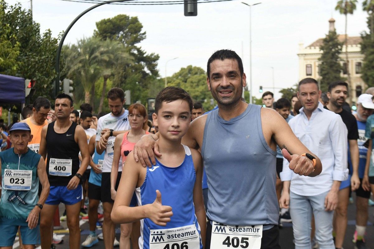 La carrera y marcha Solidaria Asteamur, en imágenes