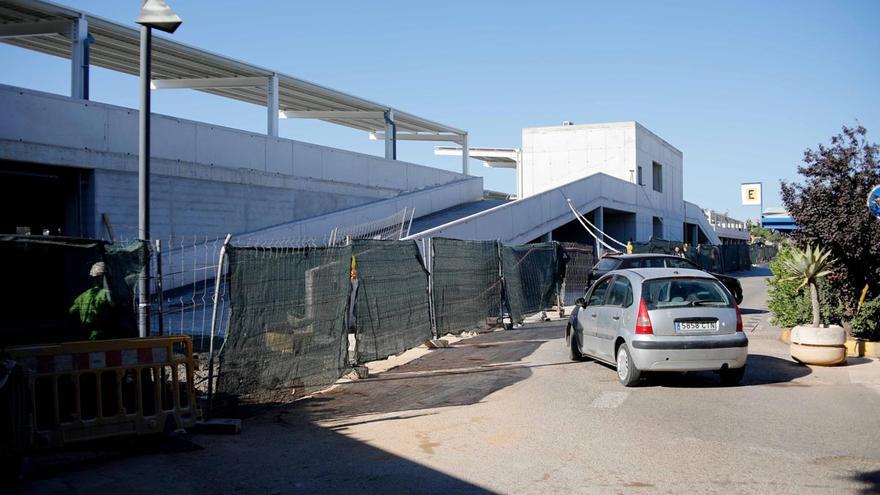 AENA ultima las obras para habilitar 500 plazas en el nuevo ‘parking’ del aeropuerto de Ibiza