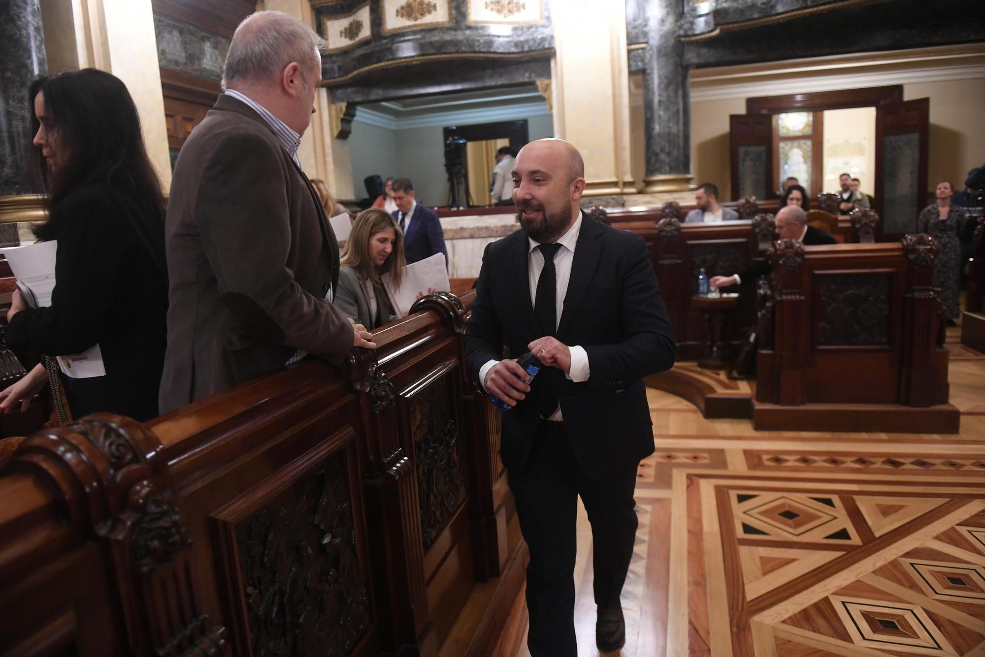 Pleno en el Ayuntamiento de A Coruña