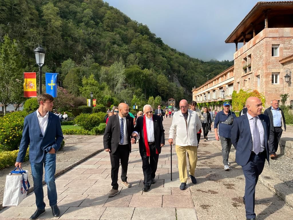 Mensajeros de la Paz celebra su 60 cumpleaños en Covadonga