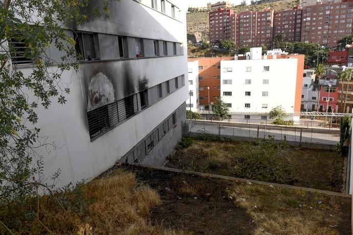 LAS PALMAS DE GRAN CANARIA.  BARRIO DE EL POLVORIN. LAS PALMAS DE GRAN CANARIA. Reportaje vivienda pasto de un incendio este fin de semana en el Barrio de El Polvorin.  | 25/03/2019 | Fotógrafo: Juan Carlos Castro