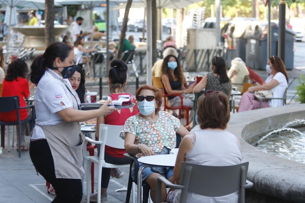 Primer día de mascarillas obligatorias en Córdoba