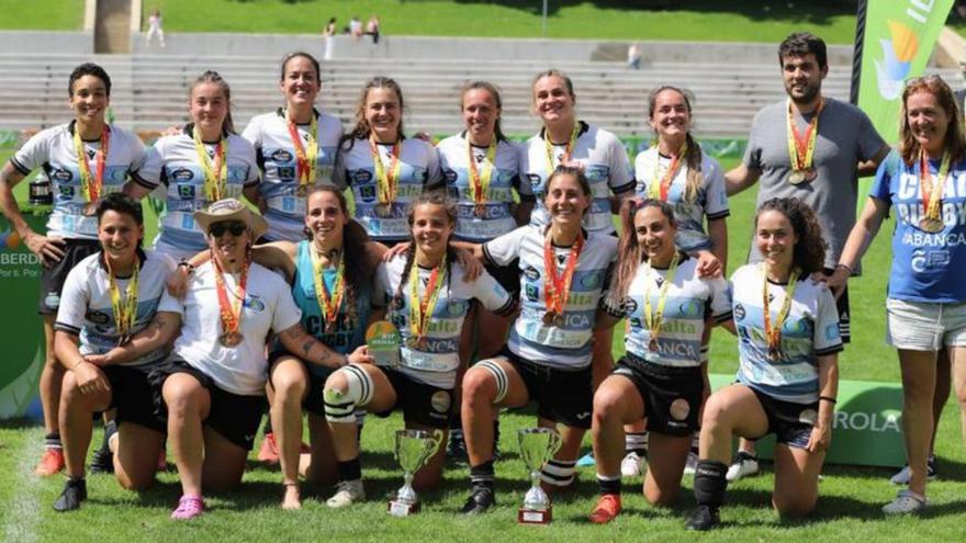 El equipo del CRAT campeón en Madrid. |  // @TOQUEFEM