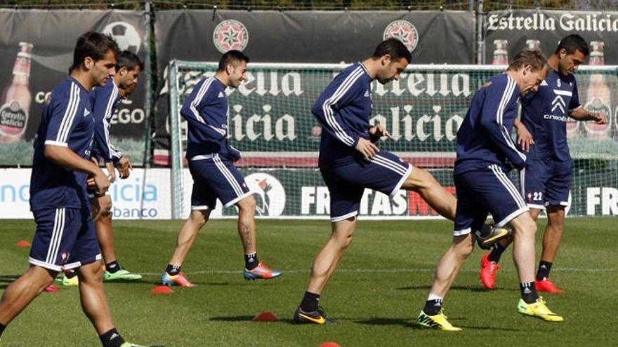 Imagen del entrenamiento del Celta en A Madroa // R. Grobas