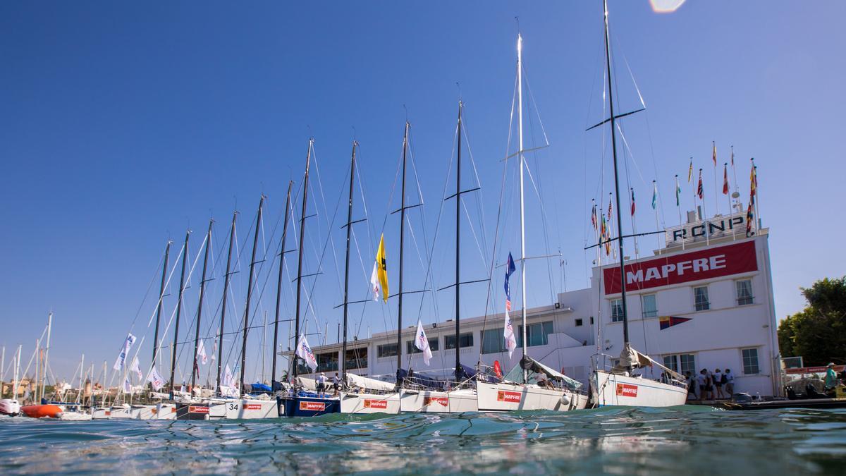 La flota amarrada en la pasada edición de la Copa del Rey Mapfre.