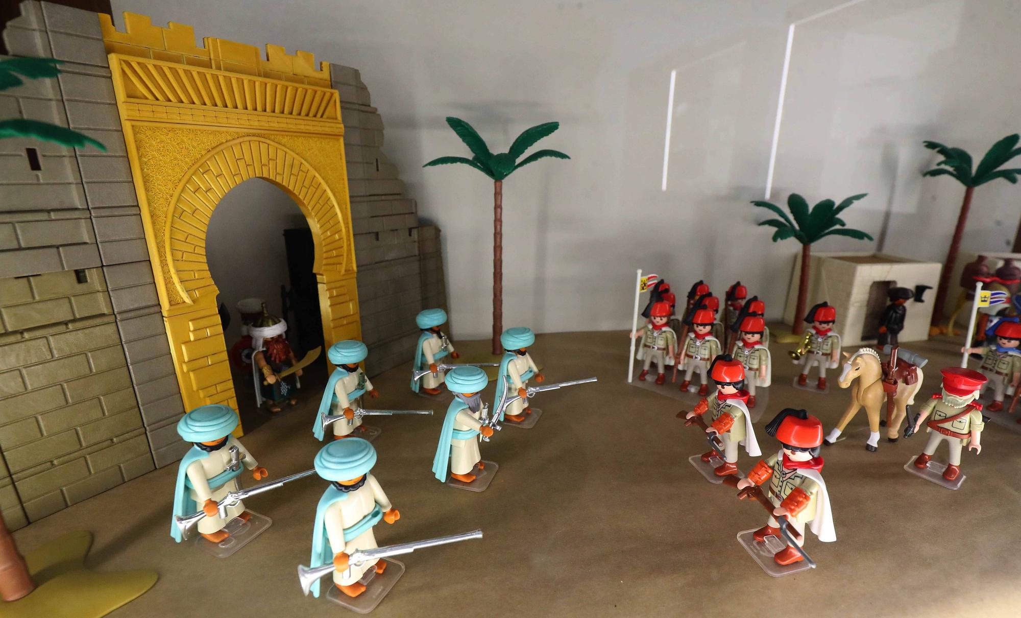 Exposición "El juego de la Historia" con figuras de Playmobil