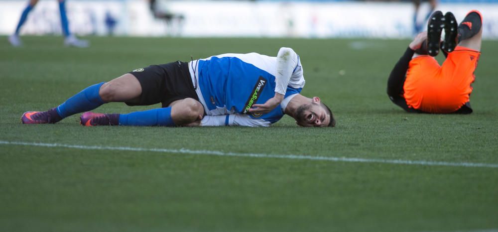 La primera parte acabó sin goles de milagro ya que el Mestalla dispuso de tres ocasiones claras y el Hércules de dos.