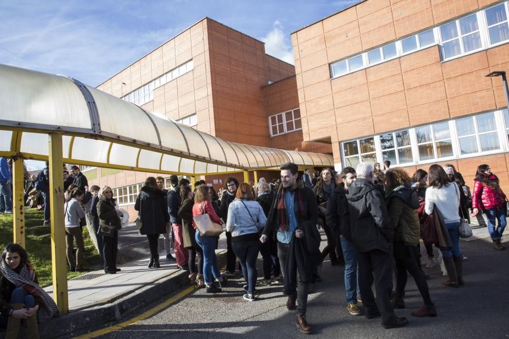 Examen del MIR en Oviedo.