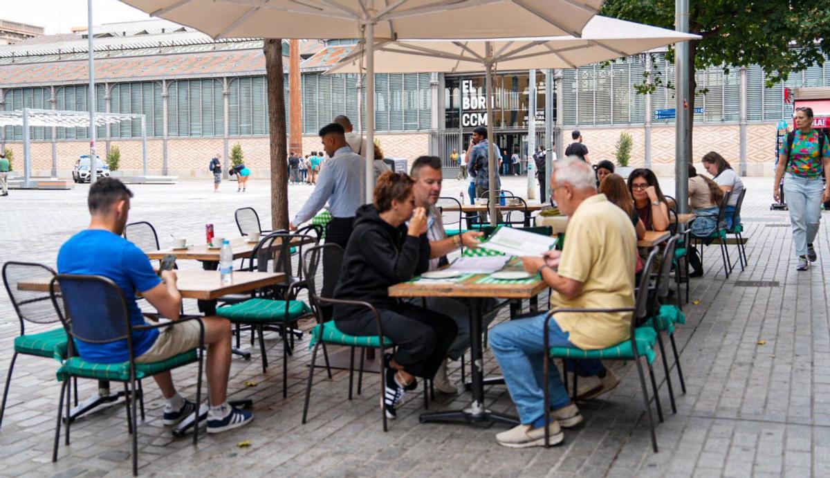 Reobren nou terrasses infractores a Ciutat Vella