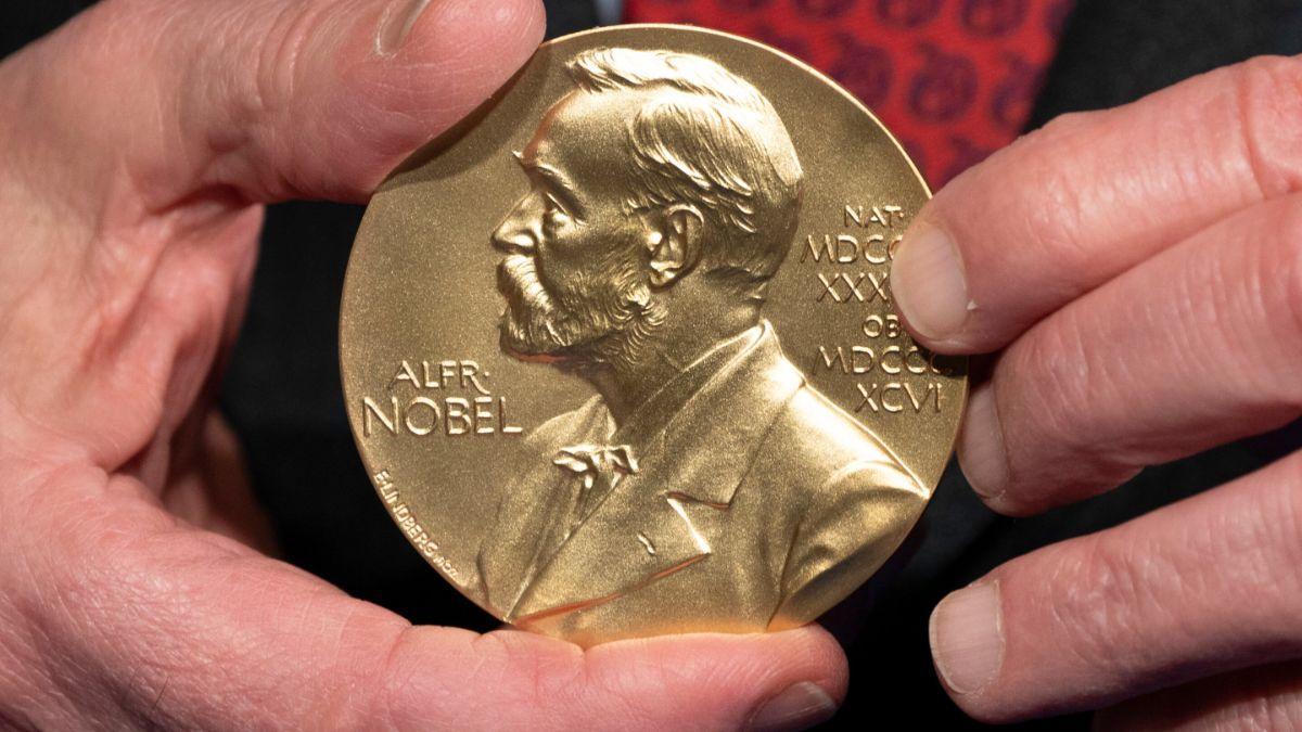 Química fundamental y aplicaciones médicas en los hallazgos que motivaron el Nobel 2026.