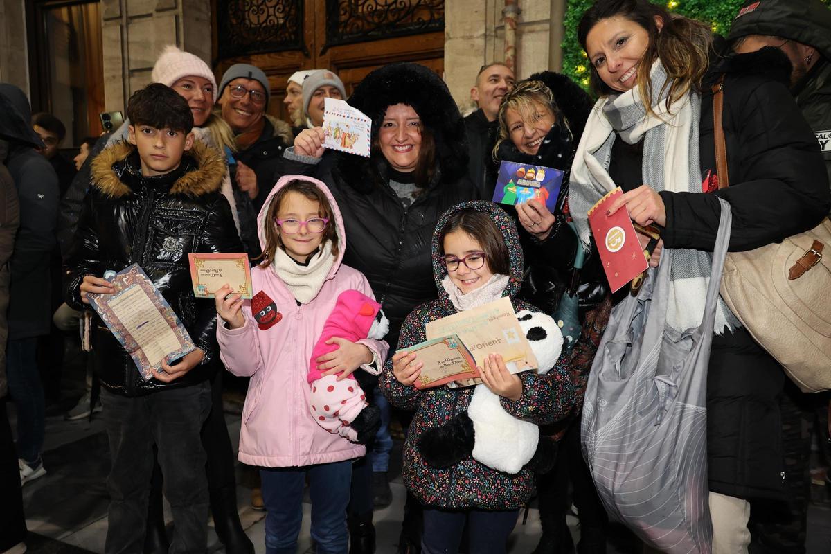 Las imágenes del Día de la Burrita y el Bando Real de Alcoy