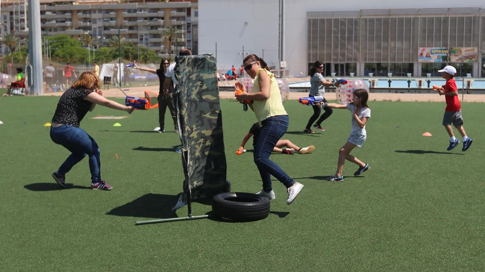 Búscate en las fotos de la VI Fiesta del Deporte de Málaga