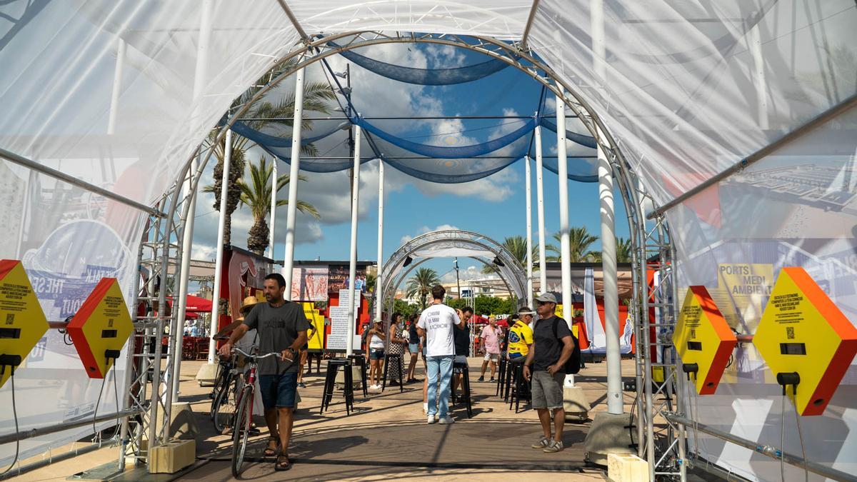 La exposición de la Fundació Barcelona Capital Nàutica en Vilanova i la Geltrú sobre la relación de Catalunya y el mar ha recibido 2.000 visitantes.