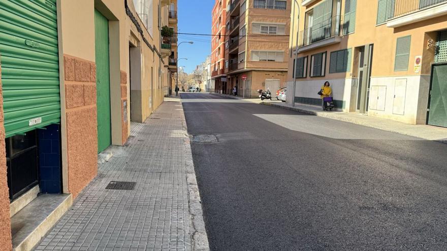 Imagen del nuevo asfaltado en una de las calles del barrio palmesano de Son Fortesa. | AJUNTAMENT