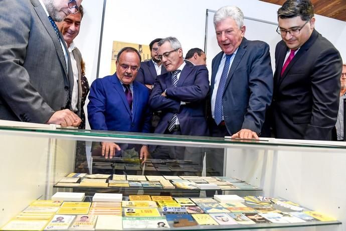 23-10-19 LAS PALMAS DE GRAN CANARIA. CASASA CONSISTORIALES. LAS PALMAS DE GRAN CANARIA. Exposición 40 años de Guaguas Municipales. Fotos: Juan Castro.  | 23/10/2019 | Fotógrafo: Juan Carlos Castro